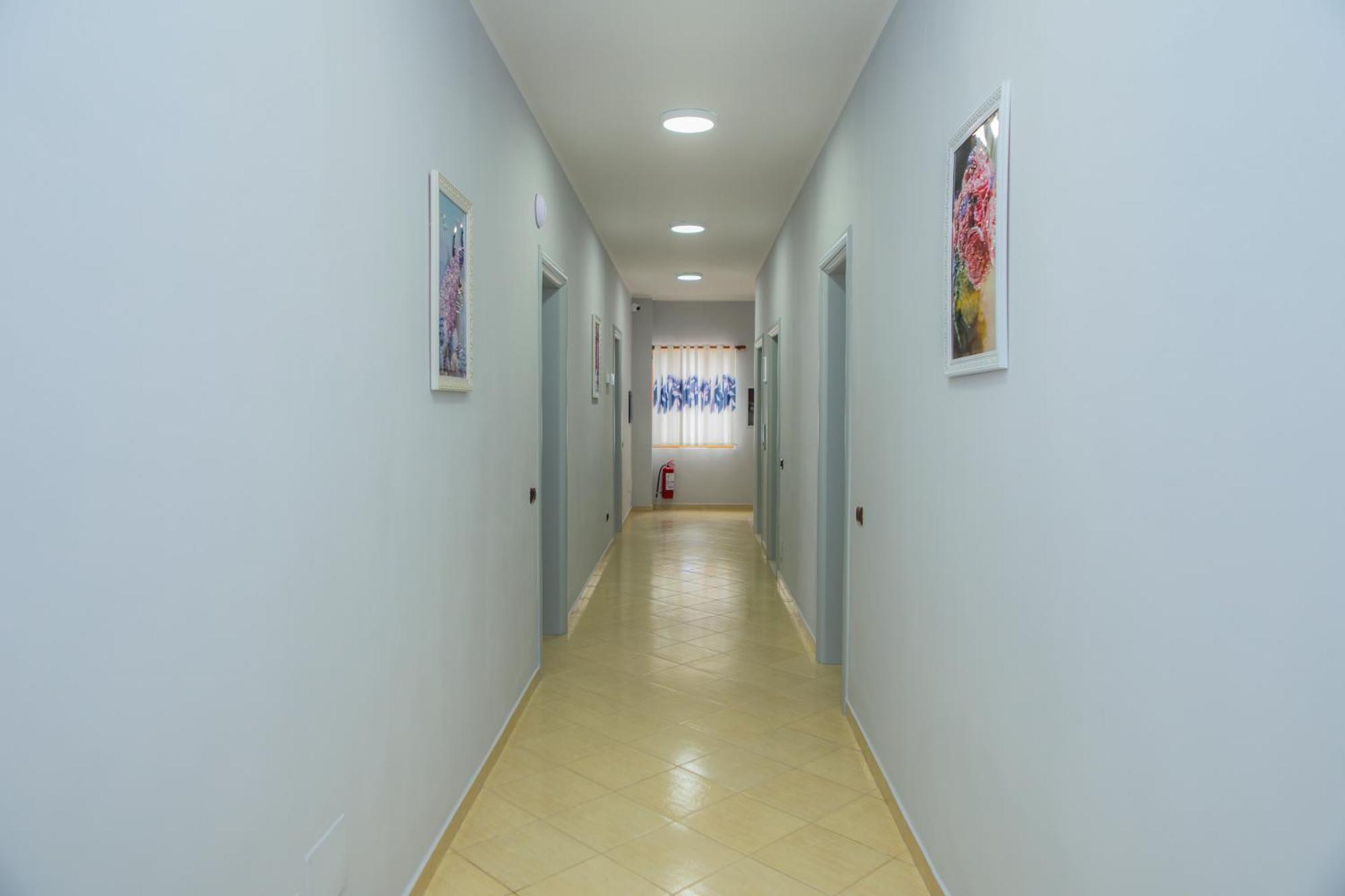 Eden Hotel Shëngjin Esterno foto